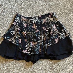 💌bundle3for15%off💌 CUTE FLORAL SKORT